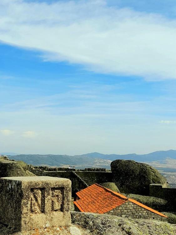 Casa Vinte & Cinco Alojamento Local Penha Garcia Εξωτερικό φωτογραφία